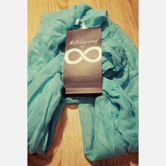 Multi Loop Scarf New - Picture 6 of 9